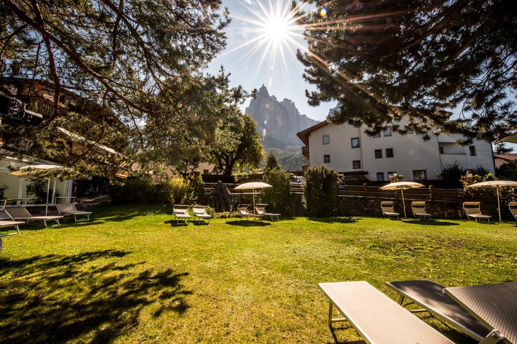 Hotel Enzian Genziana Siusi Exterior photo